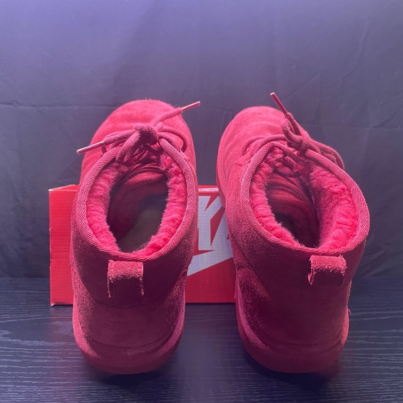 UGG Red Boots Monochromatic Mid-Top Design